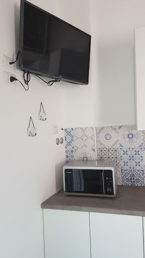 Aquamarine Apartment Nel Cuore Di San Vito 圣维托罗卡波 外观 照片
