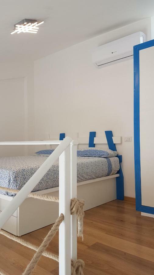 Aquamarine Apartment Nel Cuore Di San Vito 圣维托罗卡波 外观 照片